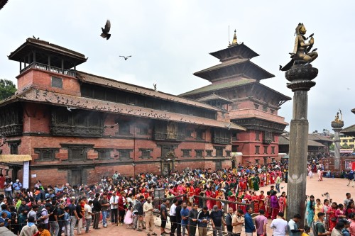 Decouvert de katmandou et sa vallee,mongtagnes et parc de chutiwan